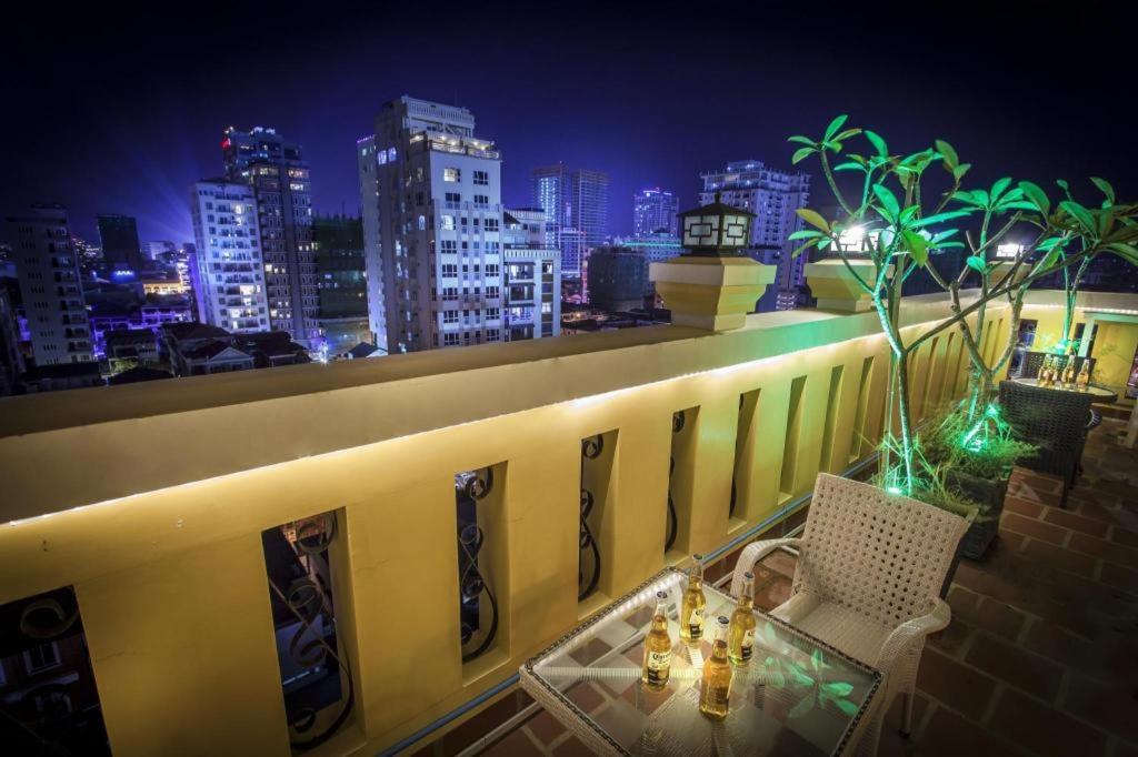 The Mou Hotel Phnom Penh Eksteriør billede
